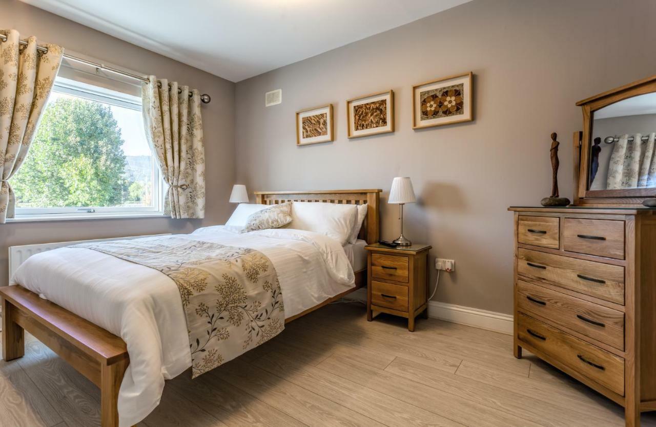Tintawn House Hotel Sandyford Kültér fotó
